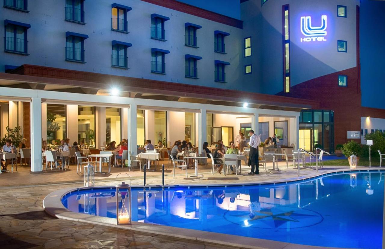 Lu' Hotel Carbonia Exterior photo